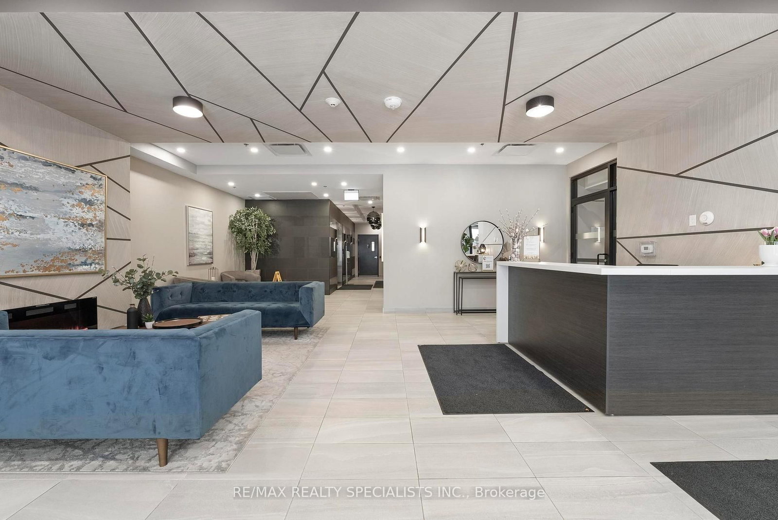 60 Charles St W Street, Unit 308 - Photo 22