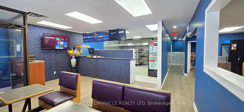 04 - 1077 Weber St E, Kitchener, N2A 3Y5 | Image 2