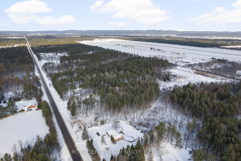 000 Doran Rd, Petawawa, K8H 2W8 | Image 3