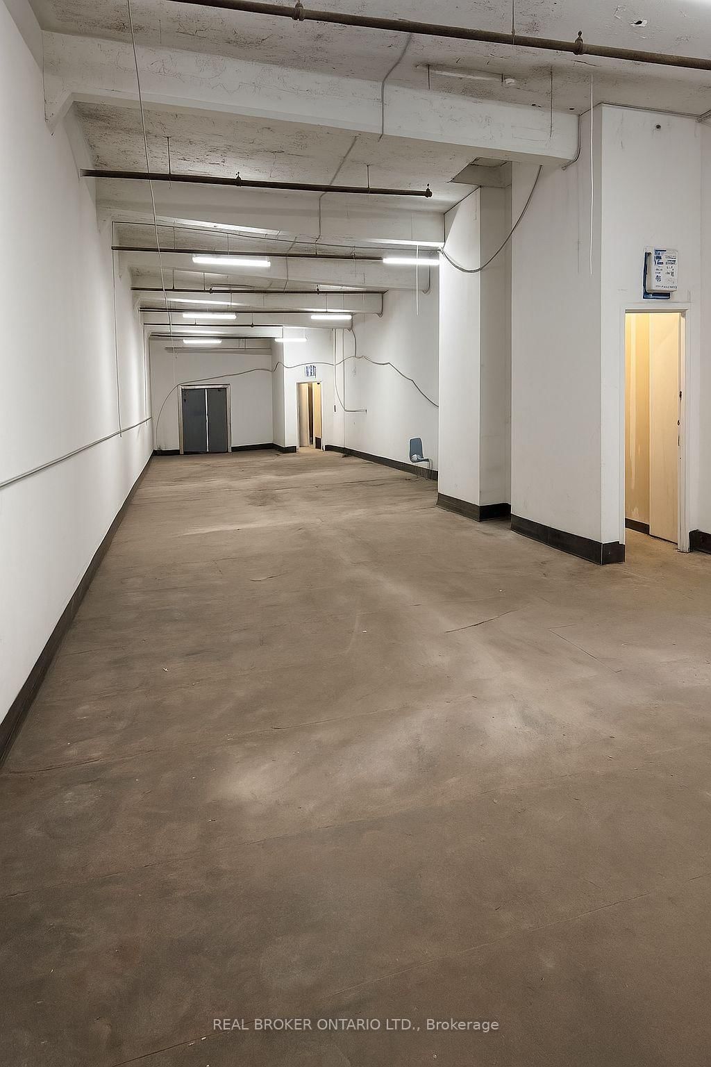 4256 Carroll Avenue, Unit Mezzanine 3 - Photo 2