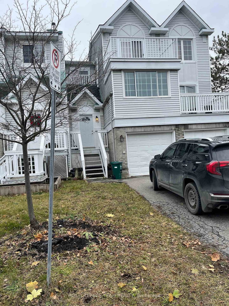 home for lease on 64-123 Castlegreen Private