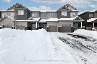 714 Petanque Crescent