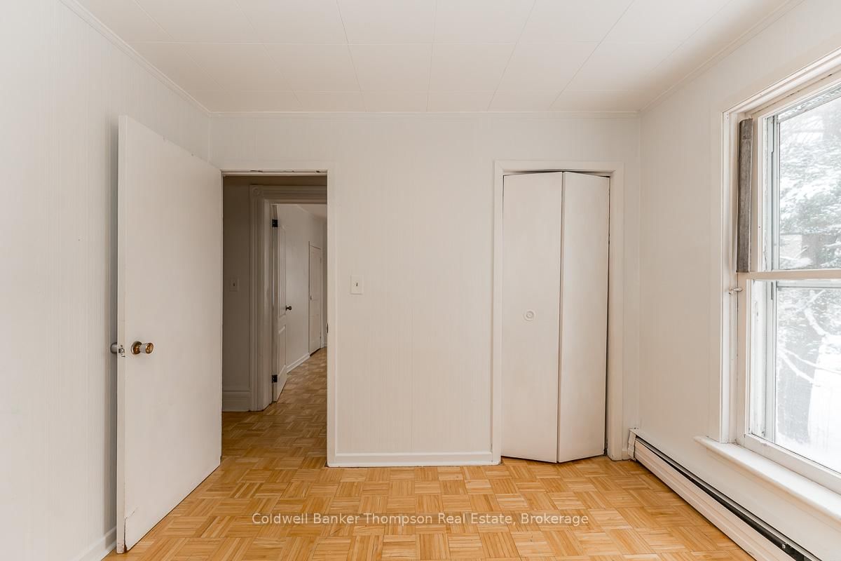 Detached House for sale at 145 Front Street, Bracebridge, Ontario, P1L 1J7 - Macaulay - MLS: X12723382