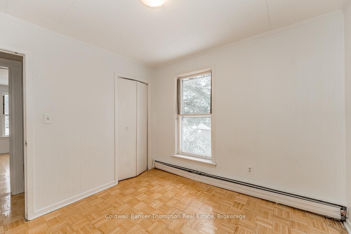 Detached House for sale at 145 Front Street, Bracebridge, Ontario, P1L 1J7 - Macaulay - MLS: X12723382