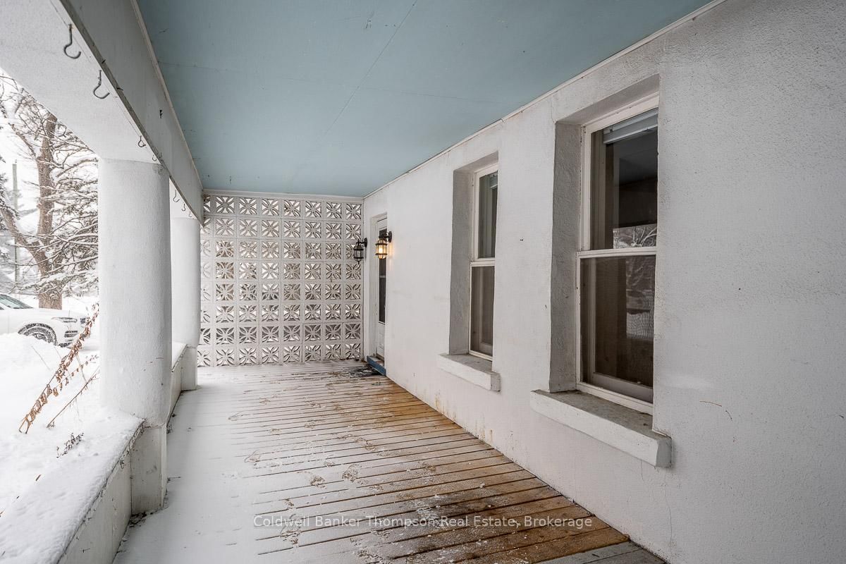 Detached House for sale at 145 Front Street, Bracebridge, Ontario, P1L 1J7 - Macaulay - MLS: X12723382