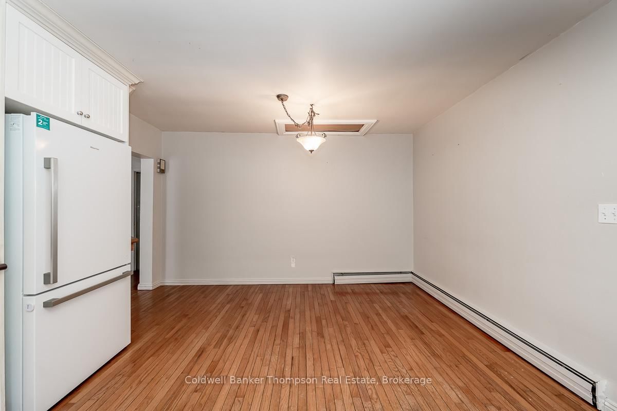 Detached House for sale at 145 Front Street, Bracebridge, Ontario, P1L 1J7 - Macaulay - MLS: X12723382