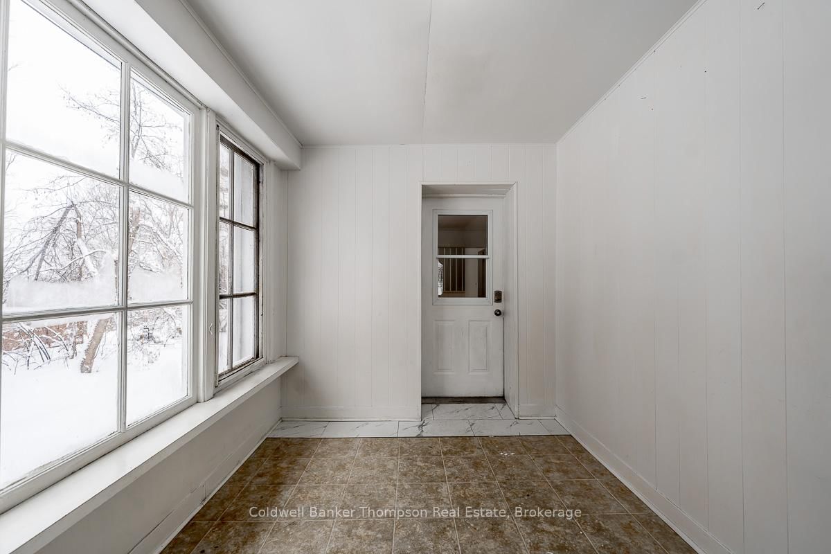 Detached House for sale at 145 Front Street, Bracebridge, Ontario, P1L 1J7 - Macaulay - MLS: X12723382