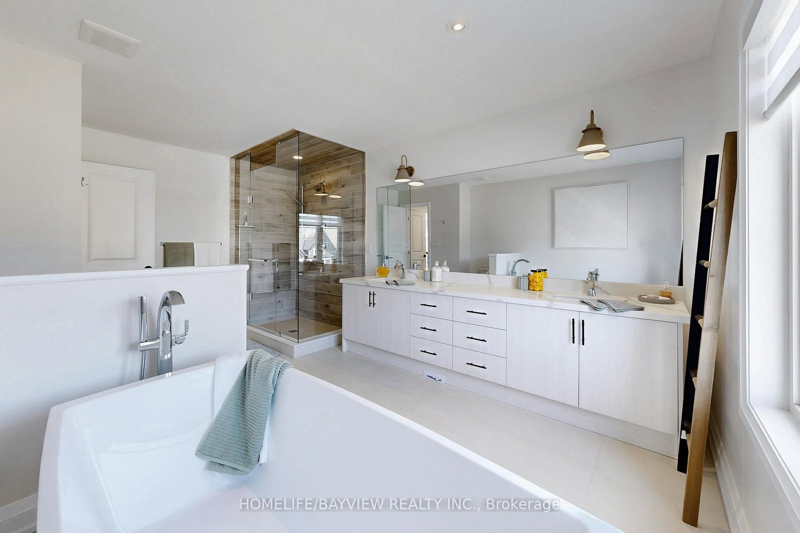 100 Reed Way - Photo 20