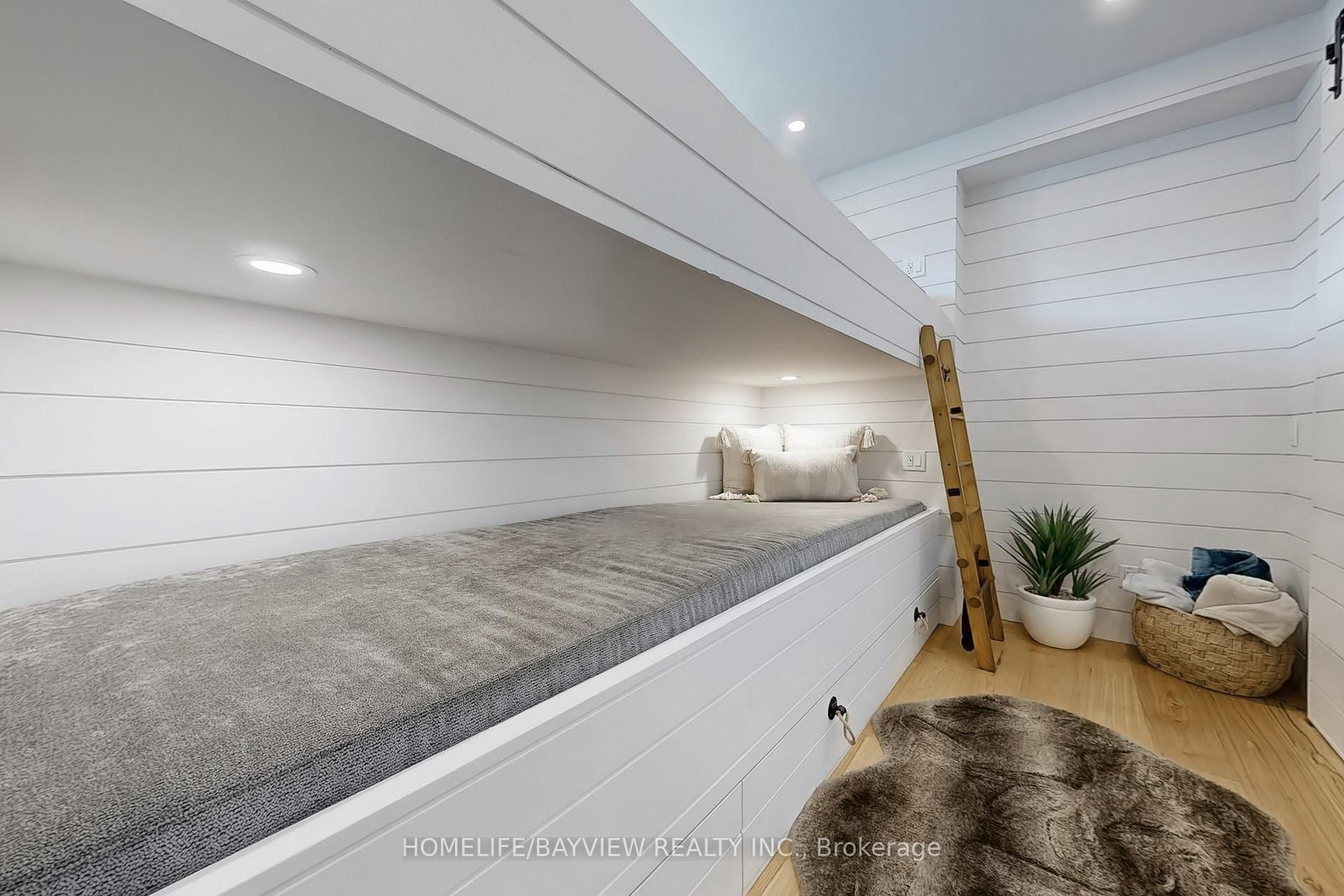 100 Reed Way - Photo 36