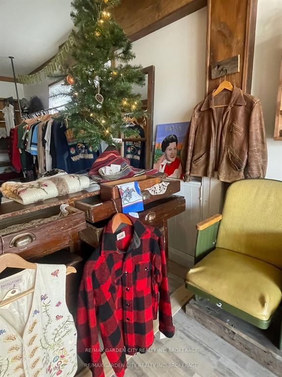 1433 Pelham Street, Unit MAIN - Photo 11