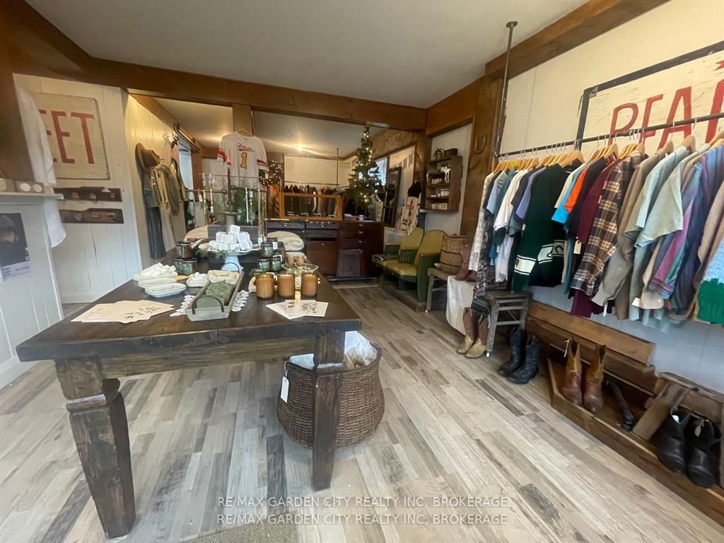 1433 Pelham Street, Unit MAIN - Photo 8