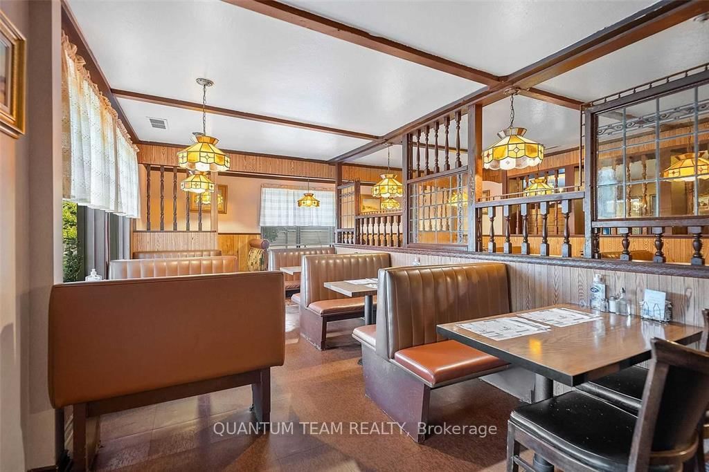 6535 Thorold Stone Road - Photo 3