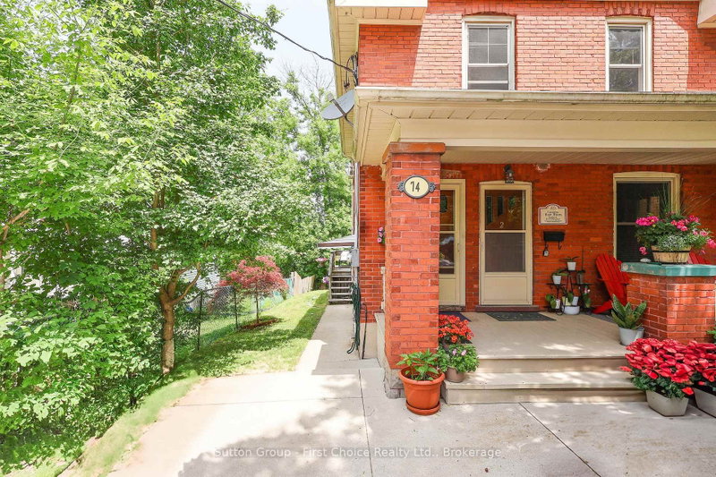 74 Cobourg Street