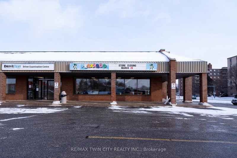 E - 320 North Park St, Brantford, N3R 4L3 | Image 2