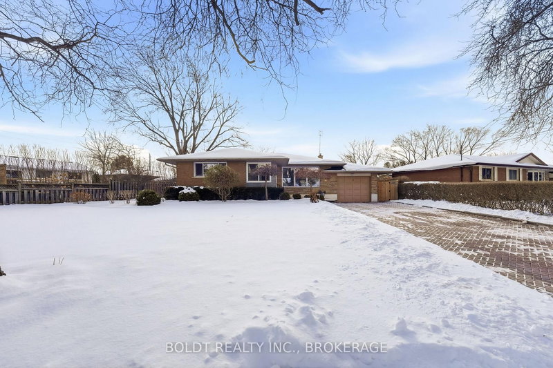 32 Old Oxford Rd, St. Catharines, L2M 2K1 | Image 3