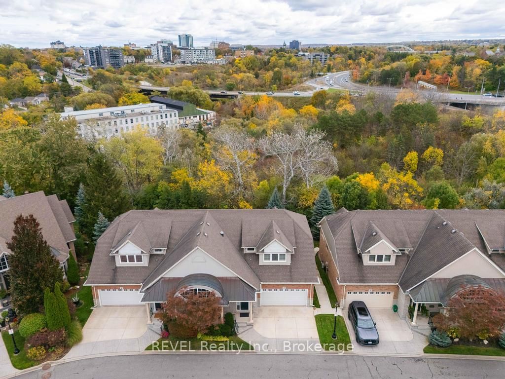 Townhouse for sale at 3-31 Sawmill Road, St. Catharines, Ontario, L2S 0A1 - Grapeview - MLS: X12724762