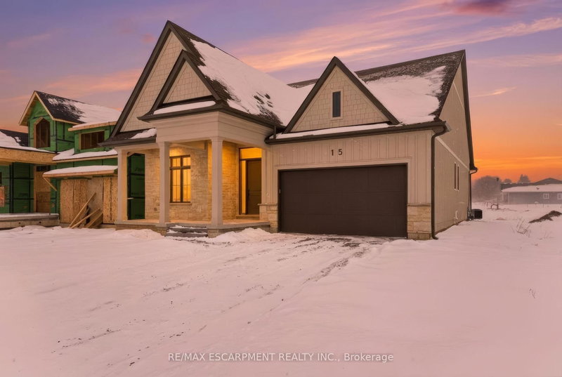 15 Oakley Dr, Niagara-on-the-Lake, L0S 1J0 | Image 3