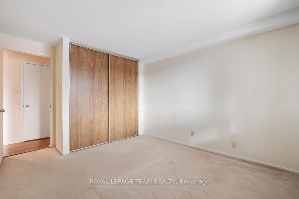 6532 Bilberry Drive • #205 • Ottawa, ON photo 13