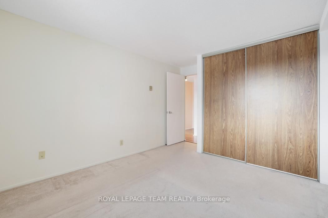 6532 Bilberry Drive • #205 • Ottawa, ON photo 15