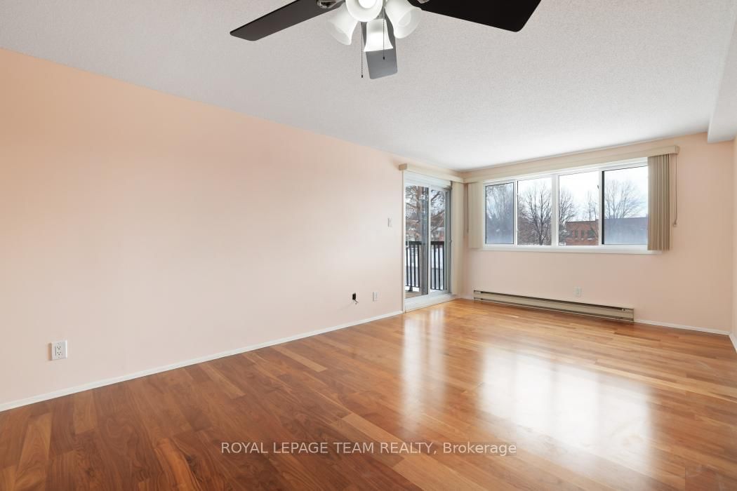 6532 Bilberry Drive • #205 • Ottawa, ON photo 5
