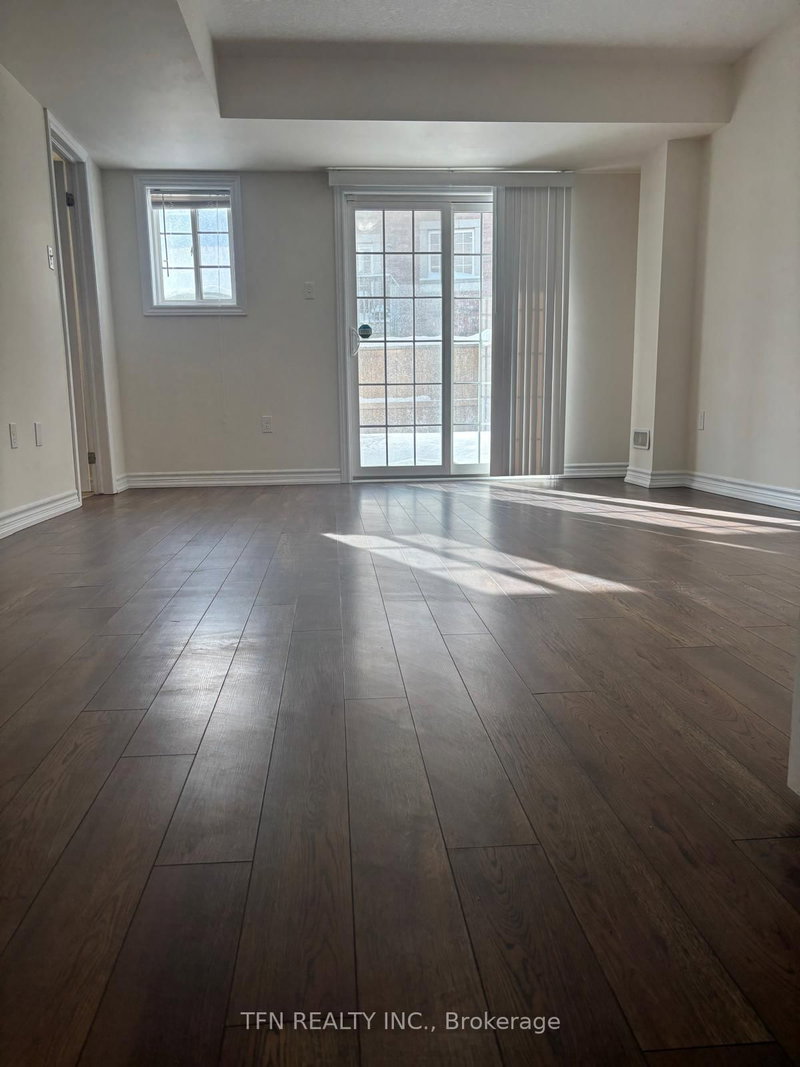 5 SAVAGE Dr, Hamilton, L0R 2H9 | Image 3