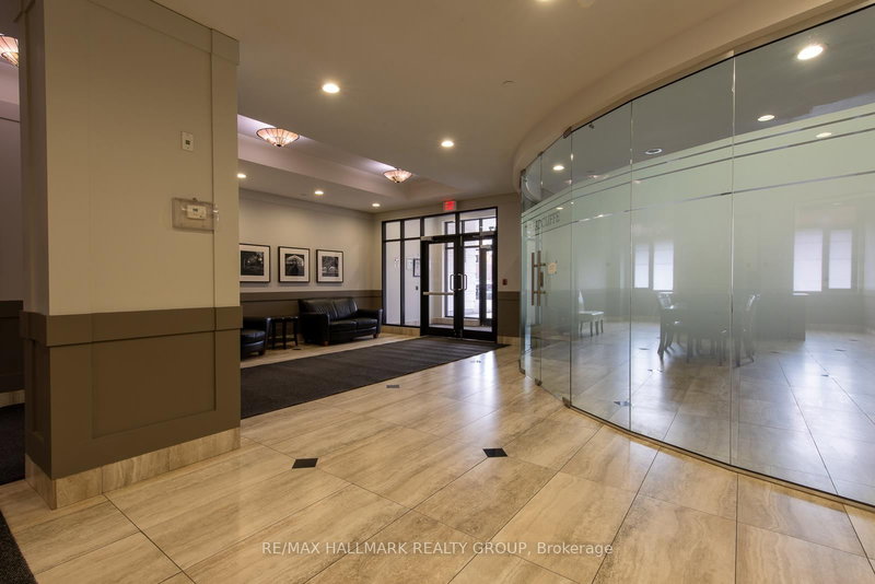701 - 327 Breezehill Ave S, Ottawa, K1Y 1R6 | Image 3