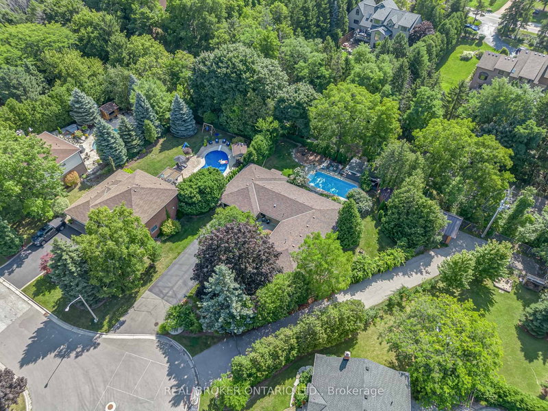 30 Carl Cres, Hamilton, L8B 0G5 | Image 3