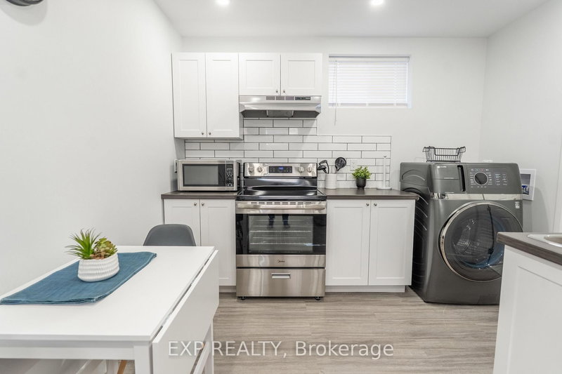 625 Montreal Rd, Cornwall, K6H 1C3 | Image 3