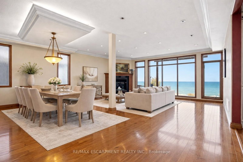 4 Lakeside Dr, Hamilton, L8E 5C1 | Image 3