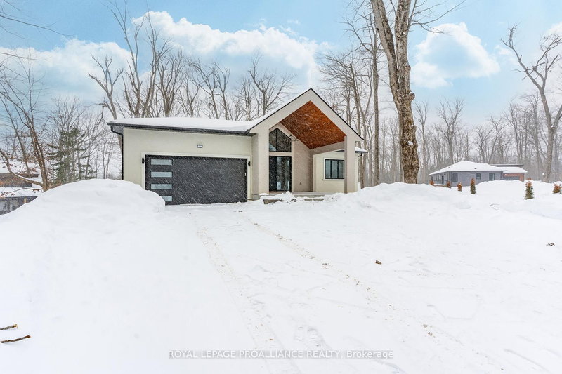 160 Sumcot Dr, Trent Lakes, K0L 1J0 | Image 2