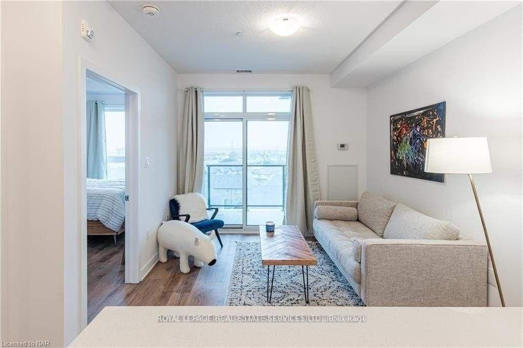 616 - 101 Shoreview Place 3
