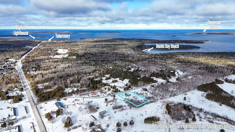 26 Maple Golf Cres, Northern Bruce Peninsula, N0H 2R0 | Image 2