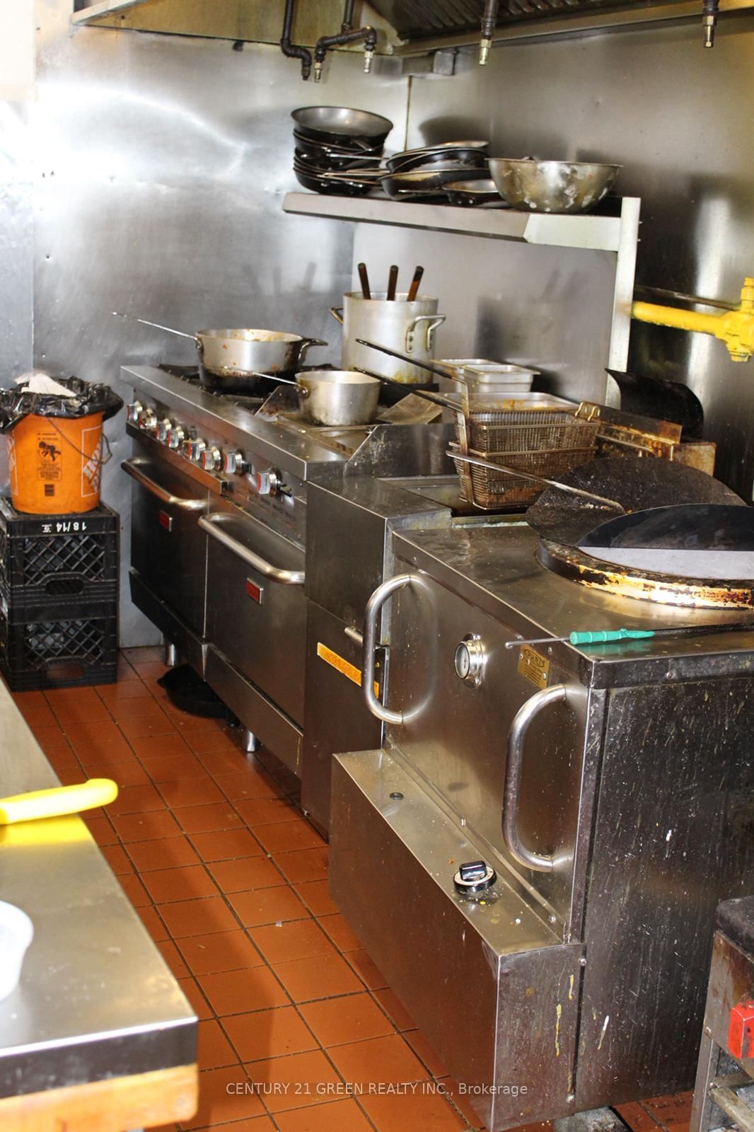 79 Elgin Street N, Unit 1 & 2 - Photo 9