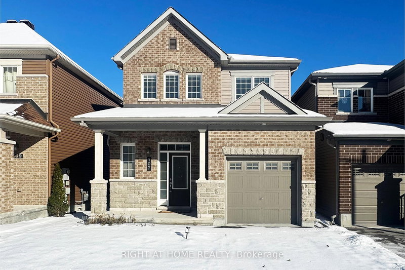 home for lease on 107 WESTOVER Crescent