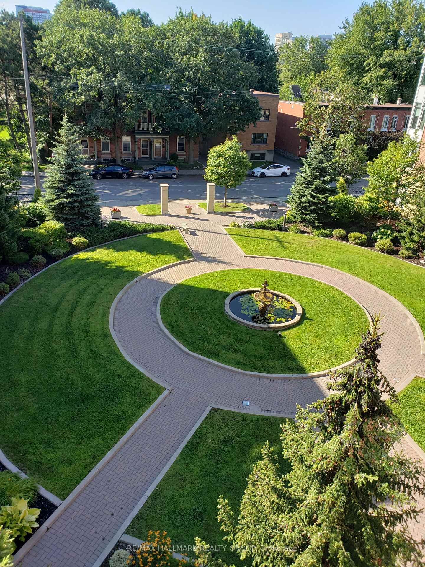 205 Bolton Street, Unit 401 - Photo 39