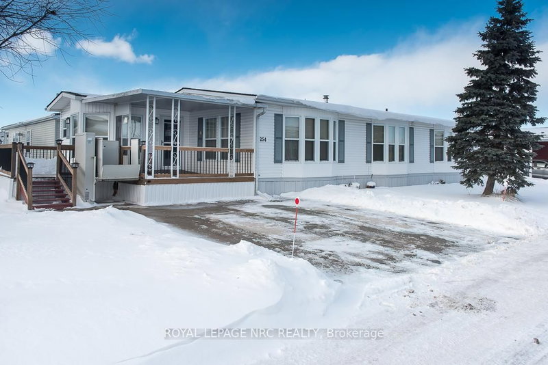 home for sale on 254-3033 Townline Road