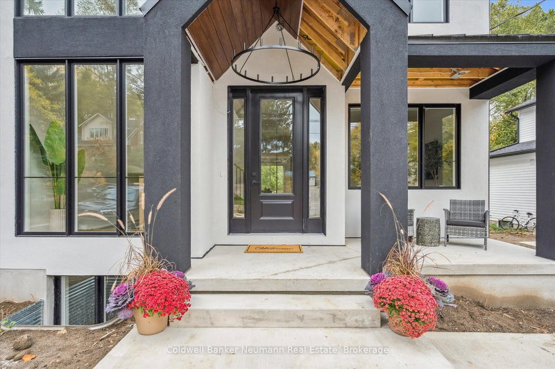 126 Oxford St, Guelph, N1H 2M7 | Image 3