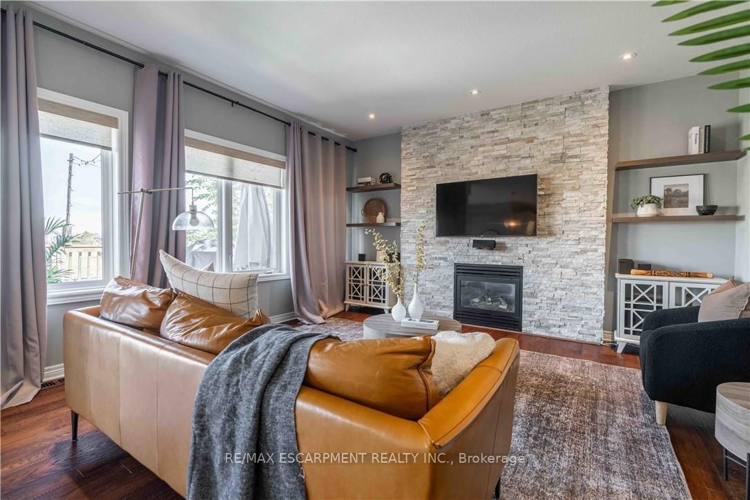 Detached House for sale at 51 Showcase Drive, Hamilton, Ontario, L0R 1P0 - Hannon - MLS: X12728856