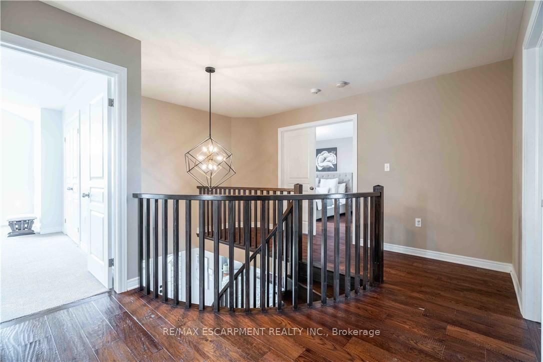 Detached House for sale at 51 Showcase Drive, Hamilton, Ontario, L0R 1P0 - Hannon - MLS: X12728856