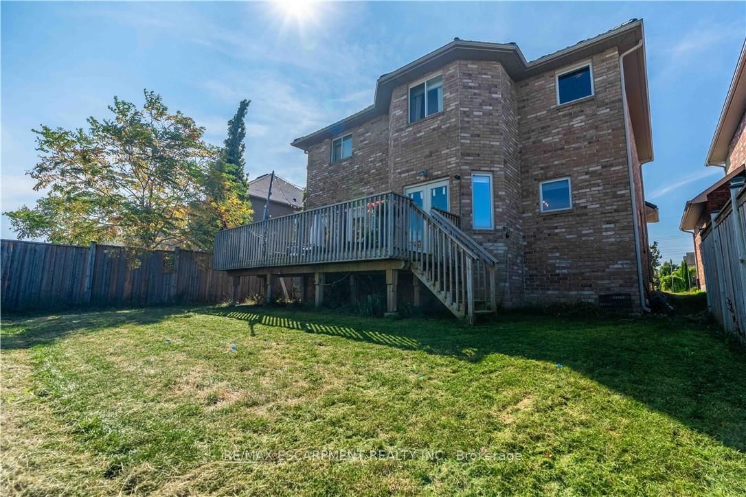 Detached House for sale at 51 Showcase Drive, Hamilton, Ontario, L0R 1P0 - Hannon - MLS: X12728856