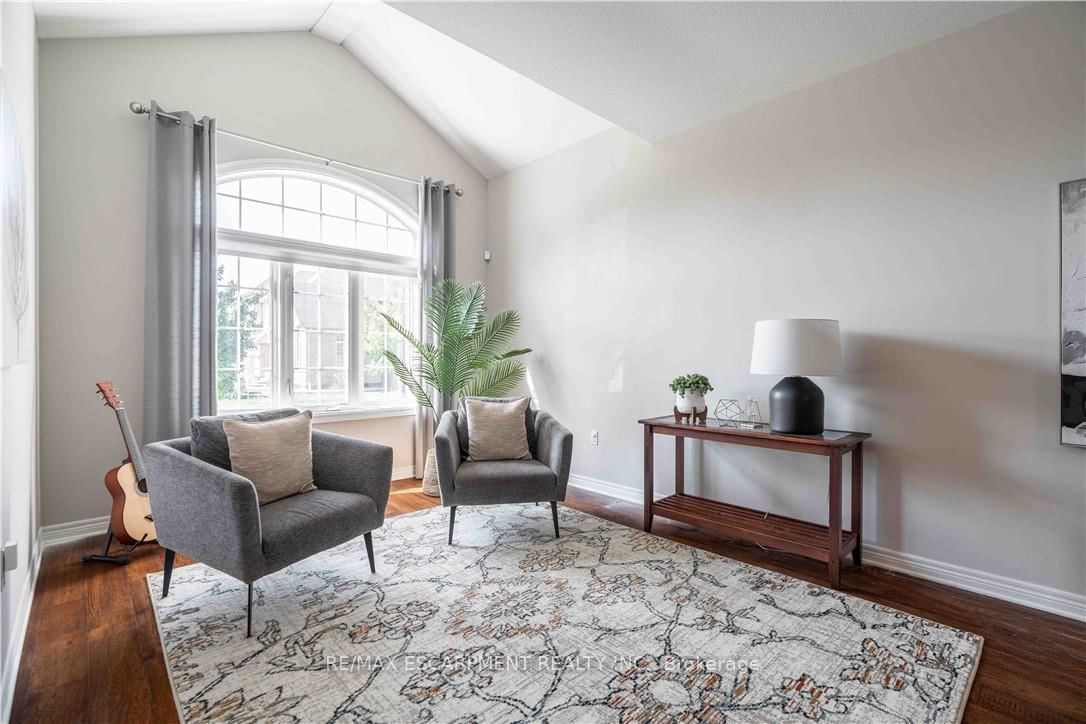 Detached House for sale at 51 Showcase Drive, Hamilton, Ontario, L0R 1P0 - Hannon - MLS: X12728856