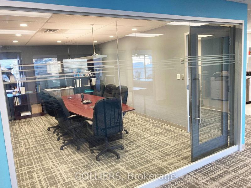 705 - 350 Sparks St, Ottawa, K1R 7S8 | Image 2