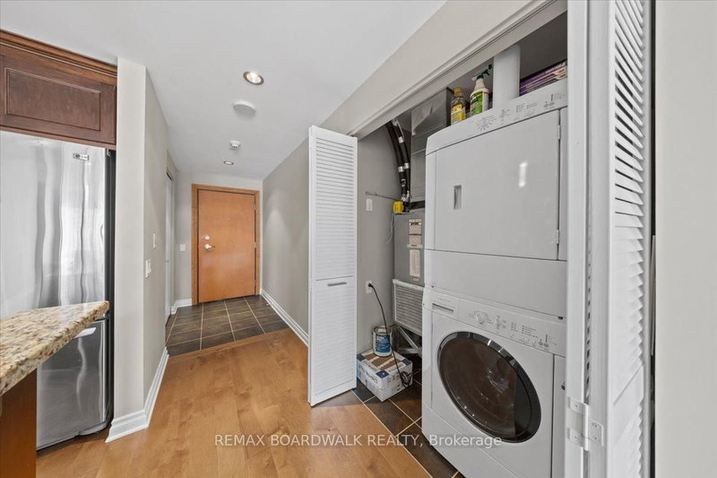 1003 - 90 George St, Ottawa, K1N 0A8 | Image 3