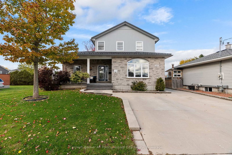 217 Britannia Rd E, Goderich, N7A 1J1 | Image 2