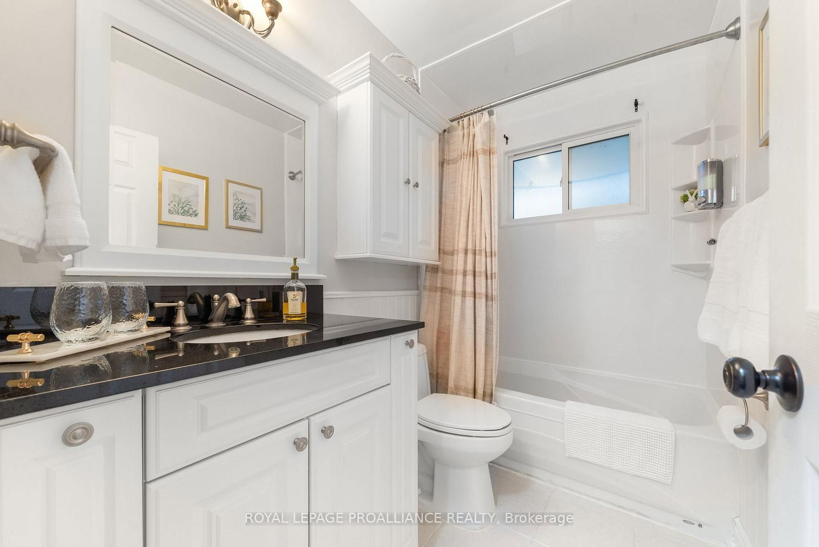 Detached House for sale at 97 Roseland Drive, Quinte West, Ontario, K0K 1L0 - Murray Ward - MLS: X12729446