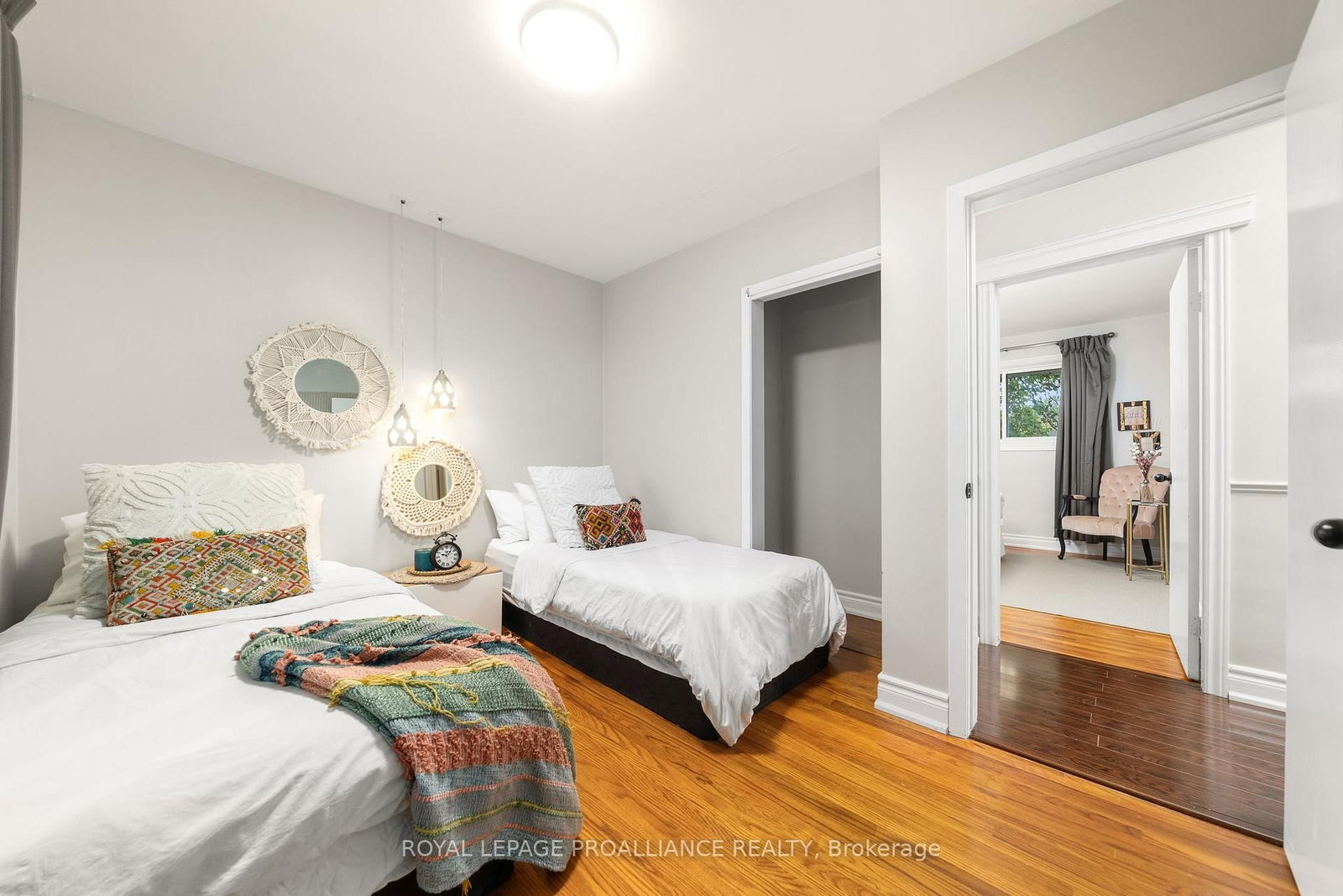 Detached House for sale at 97 Roseland Drive, Quinte West, Ontario, K0K 1L0 - Murray Ward - MLS: X12729446