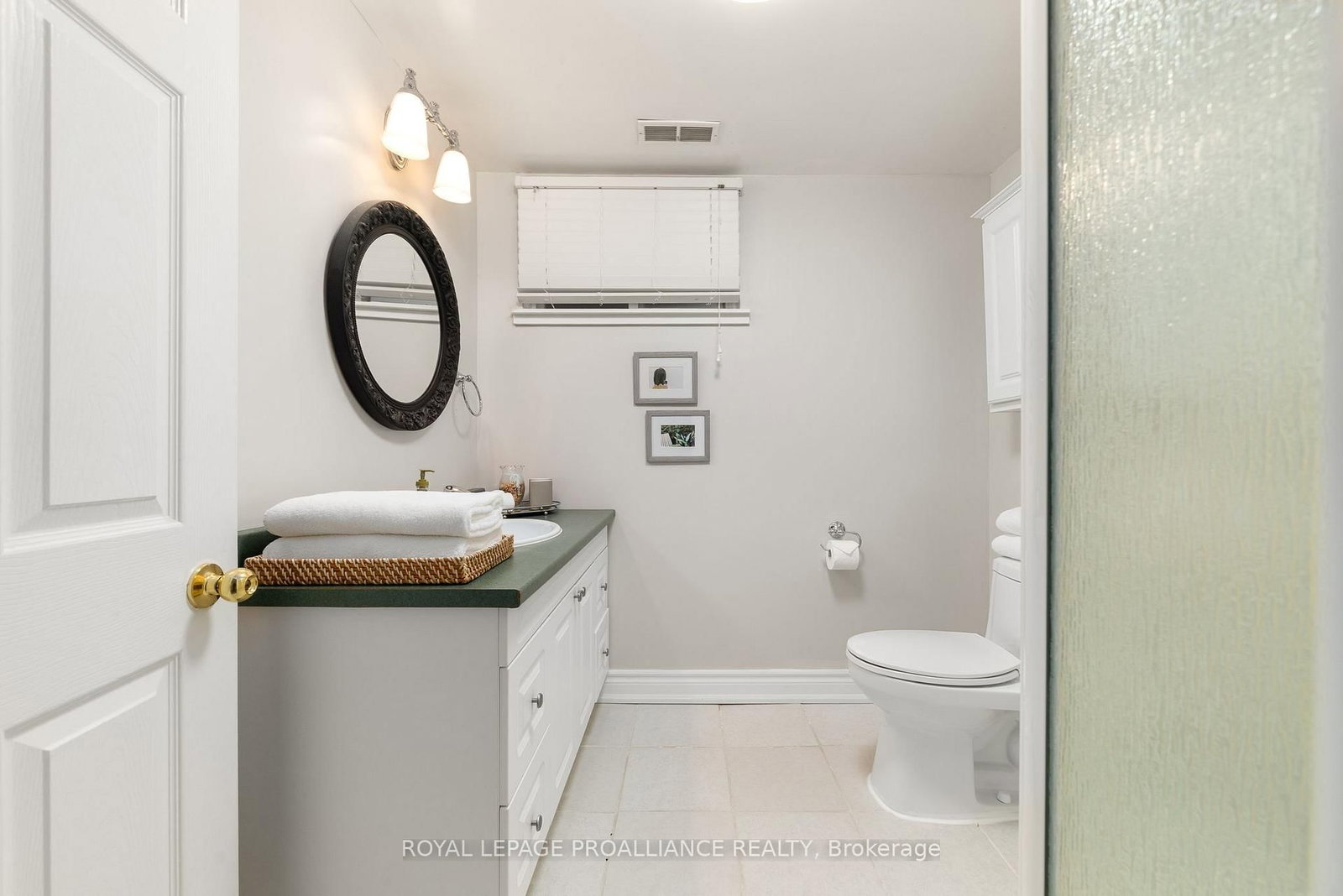 Detached House for sale at 97 Roseland Drive, Quinte West, Ontario, K0K 1L0 - Murray Ward - MLS: X12729446