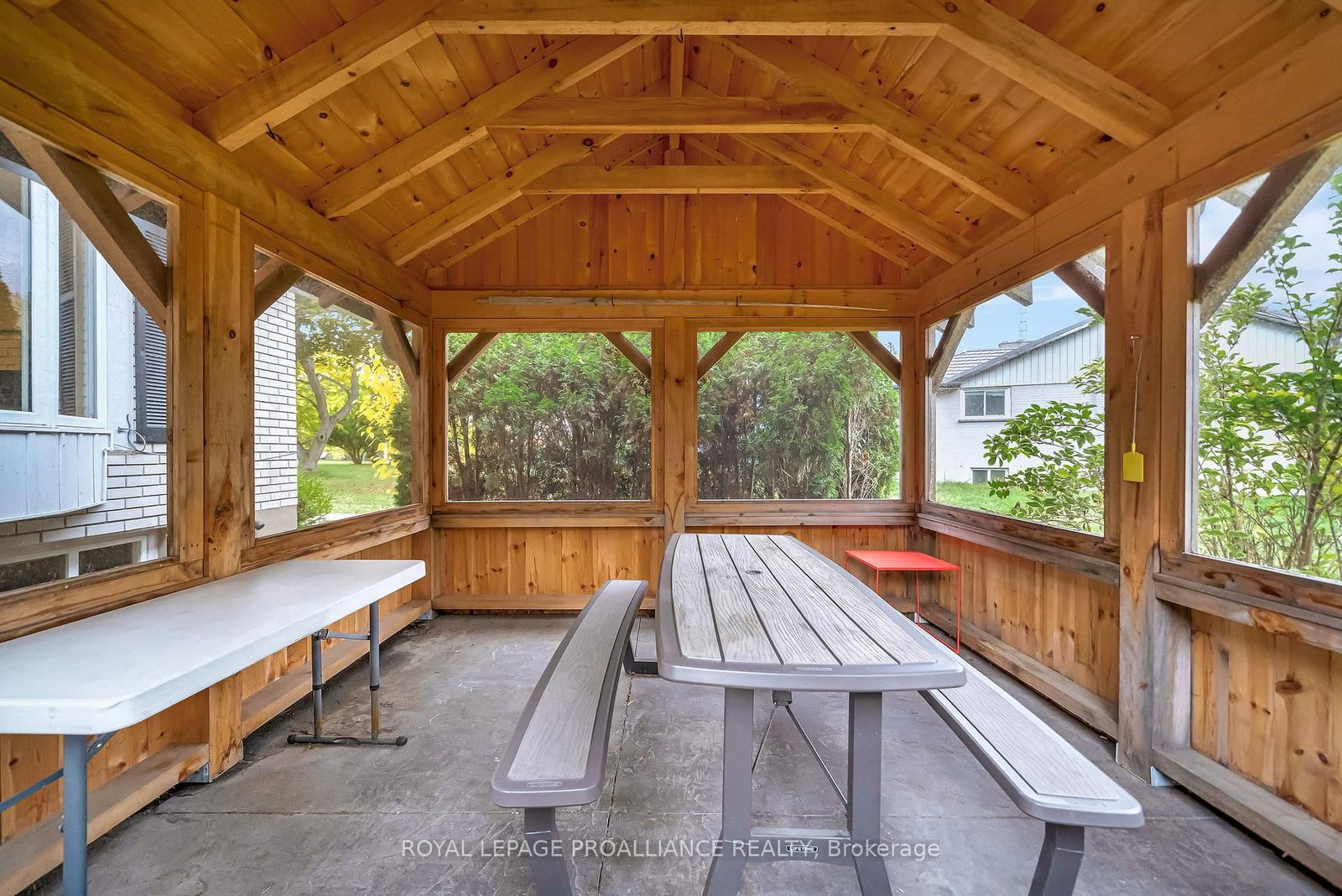 Detached House for sale at 97 Roseland Drive, Quinte West, Ontario, K0K 1L0 - Murray Ward - MLS: X12729446