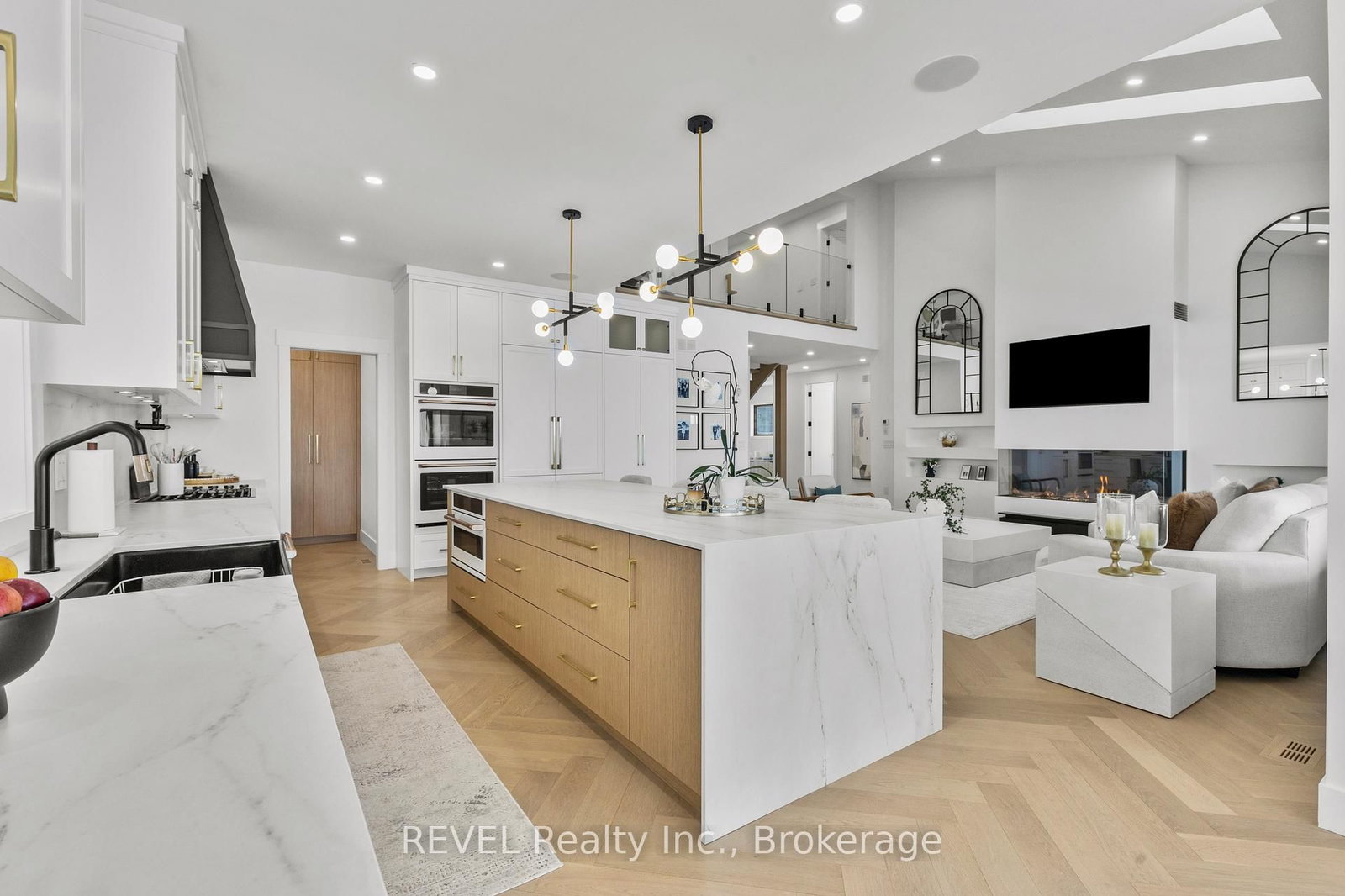 Detached House for sale at 55 Swan Avenue, Pelham, Ontario, L0S 1E6 - Fonthill - MLS: X12730112