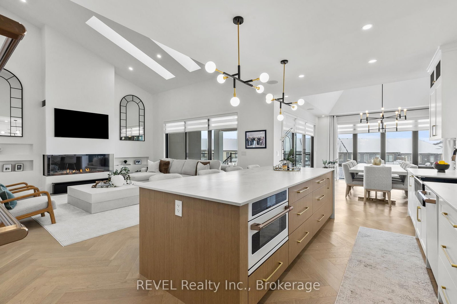 Detached House for sale at 55 Swan Avenue, Pelham, Ontario, L0S 1E6 - Fonthill - MLS: X12730112